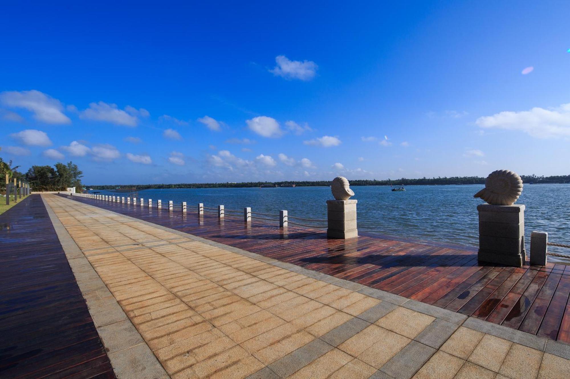 Wyndham Grand Plaza Royale Wenchang Exterior foto